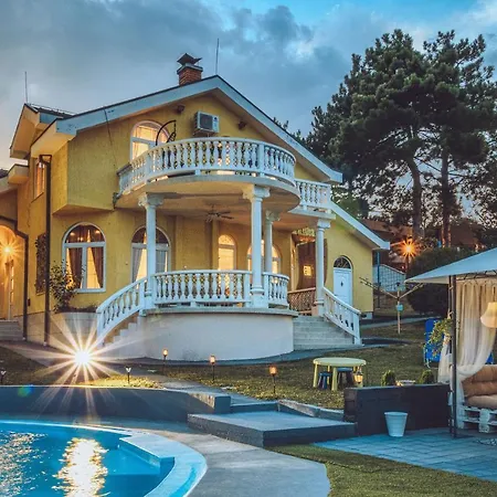 Prenociste Dunav 97 K5 *